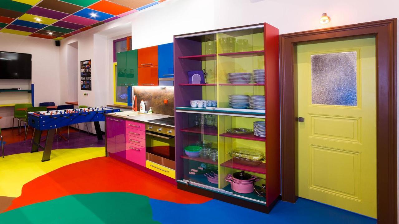 Apartment Colours - Your 7 Colour Experience In Centre Of Prag Exterior foto