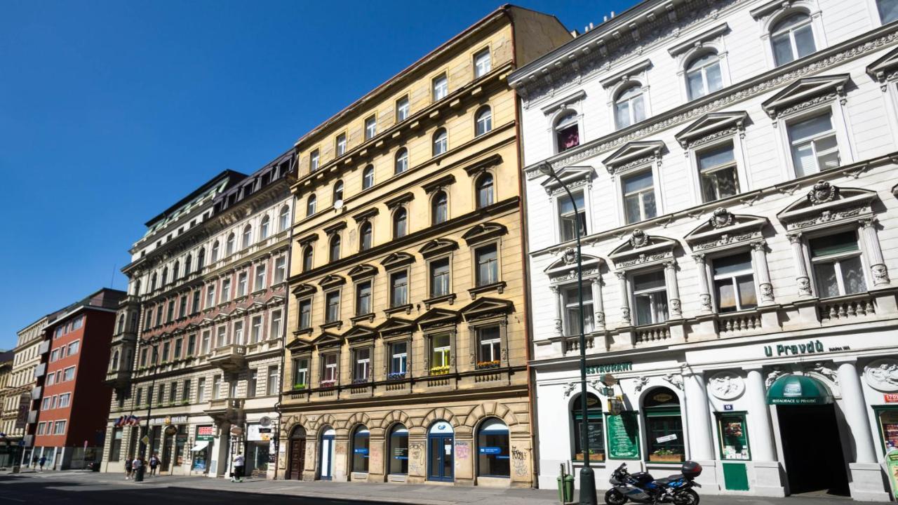 Apartment Colours - Your 7 Colour Experience In Centre Of Prag Exterior foto
